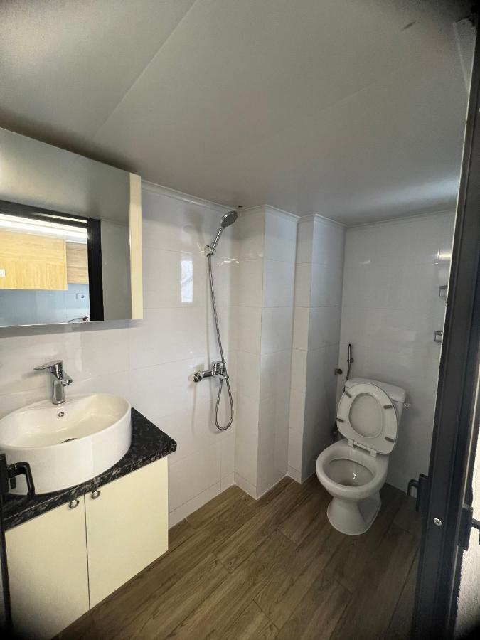 Era Apartment Nguyen Trai ハノイ市 エクステリア 写真